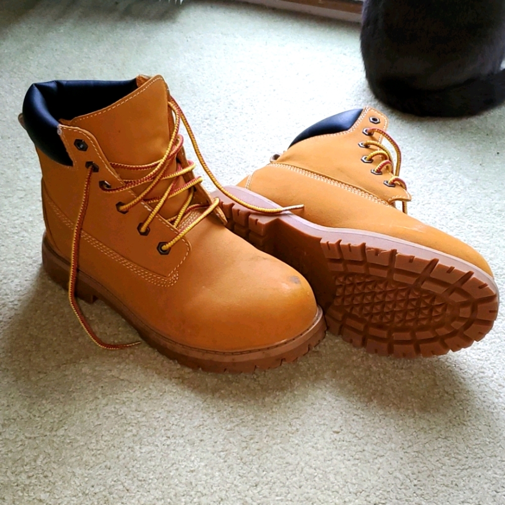 Ozark Trail Men's Hiking Boots Sz 8.5